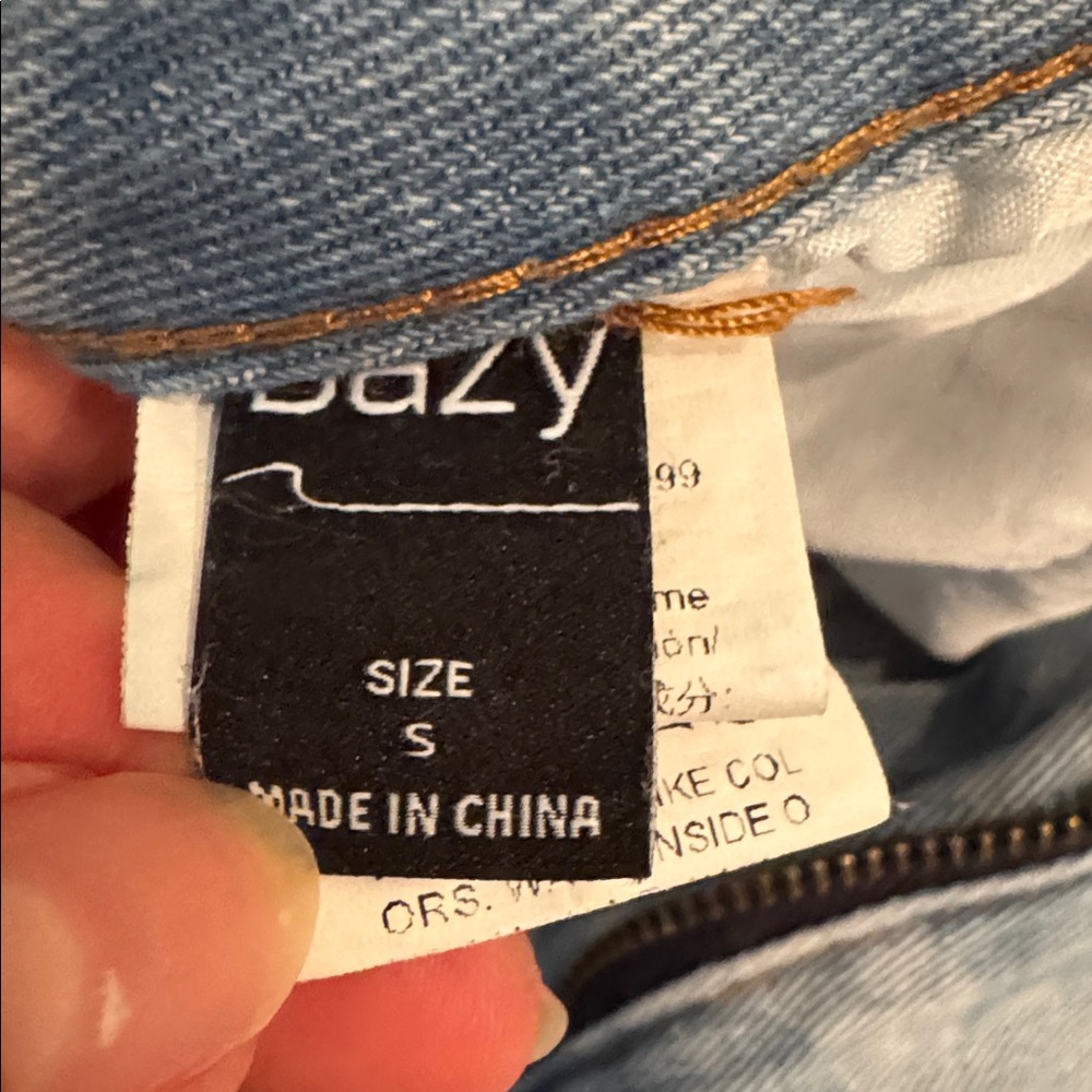 Floral Patterned Blue Jeans - Picture 2 of 9